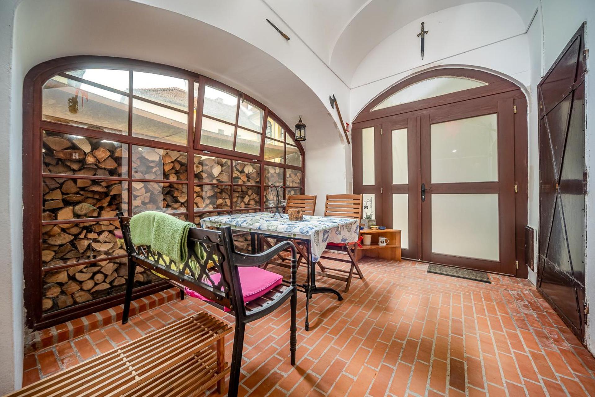 Korde Apartman Кёсег Экстерьер фото
